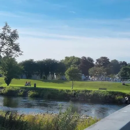 Free Parking, Edge Of 'the Lakes',